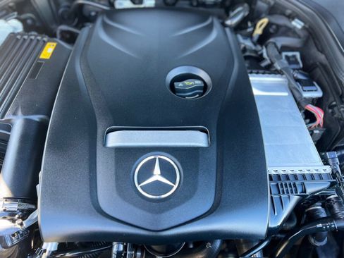 Used 2019 Mercedes-Benz E 300 image 20