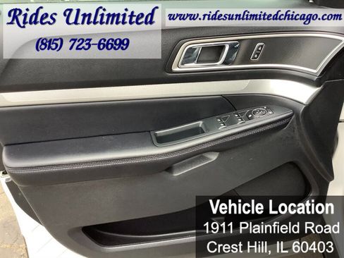 Used 2017 Ford Explorer XLT AWD/4WD image 12