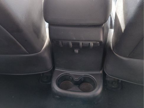 Used 2015 Jeep Wrangler Unlimited Rubicon w/ Connectivity Group AWD/4WD image 16