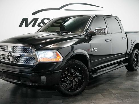 Used 2016 RAM 1500 Laramie AWD/4WD image 2