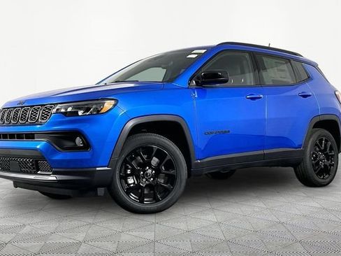 New 2026 Jeep Compass Latitude AWD/4WD image 1