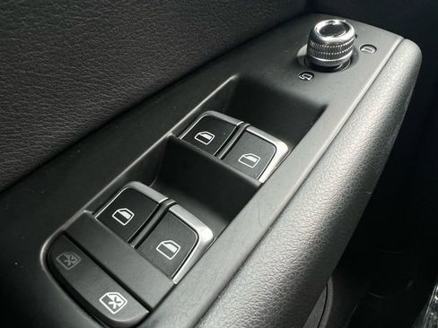 Used 2016 Audi Q5 2.0T Premium Plus image 39