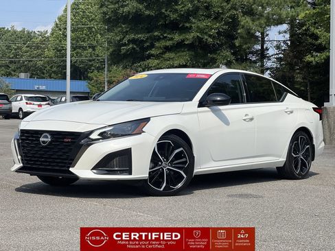 Certified 2024 Nissan Altima 2.5 SR w/ SR Premium Package FWD image 1