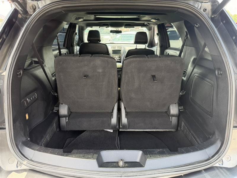 Used 2017 Ford Explorer Sport w/ Equipment Group 401A AWD/4WD image 9