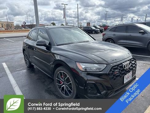 Used 2021 Audi SQ5 Premium Plus w/ Premium Plus Package image 2