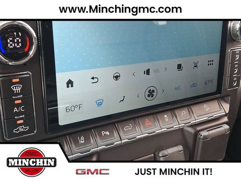 Used 2020 GMC Sierra 2500 Denali w/ Denali Ultimate Package AWD/4WD image 16