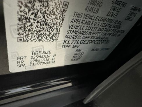 Certified 2024 Chevrolet Trax RS w/ Driver Confidence Package image 36