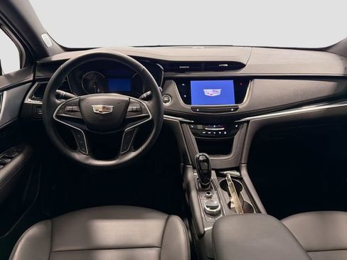 Certified 2025 Cadillac XT5 Premium Luxury w/ LPO, Floor Liner Package AWD/4WD image 21