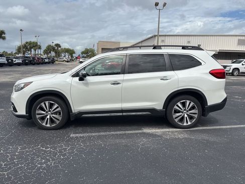 Used 2019 Subaru Ascent Touring w/ Popular Package #2A image 8