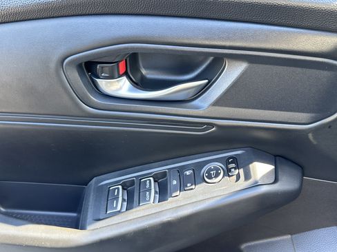 Used 2023 Honda Accord EX image 26