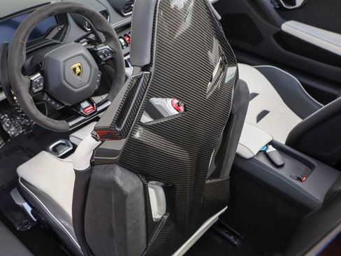Used 2024 Lamborghini Huracan EVO AWD/4WD image 13