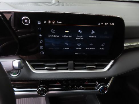 New 2026 Chevrolet Equinox LT w/ LPO, Floor Liner Package image 5