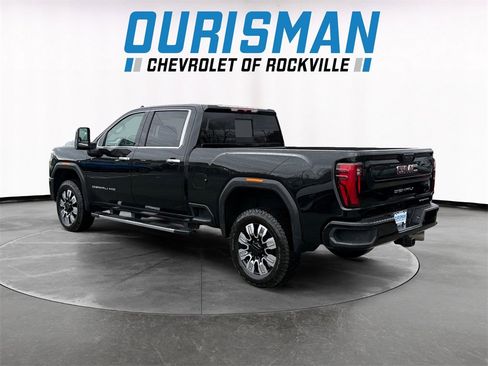 Used 2025 GMC Sierra 2500 Denali image 4