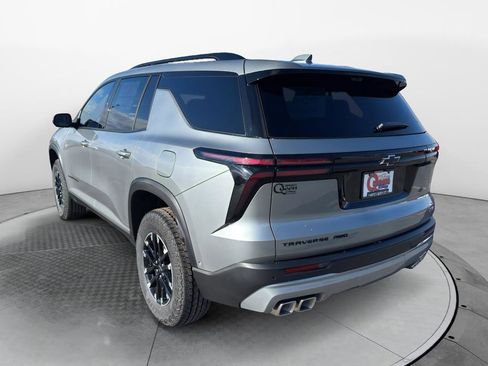New 2026 Chevrolet Traverse Z71 w/ Enhanced Driving Package image 3