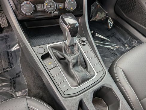 Certified 2024 Volkswagen Jetta SE FWD image 23