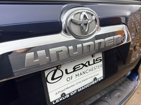 Used 2019 Toyota 4Runner Limited AWD/4WD image 24