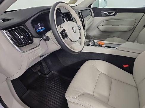 Certified 2023 Volvo XC60 B5 Plus w/ Climate Package image 20