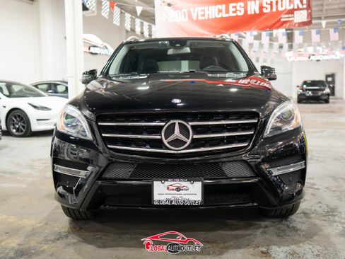 Used 2015 Mercedes-Benz ML 400 4MATIC image 2
