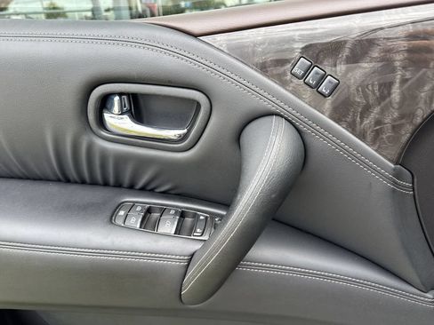 Certified 2023 Nissan Armada Platinum w/ Captain's Chairs Package AWD/4WD image 11
