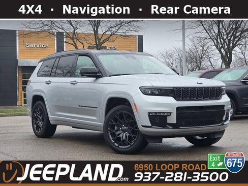 Used 2025 Jeep Grand Cherokee L Summit AWD/4WD image 1