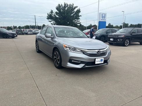 Used 2016 Honda Accord EX-L image 3