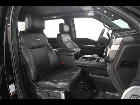 Used 2025 Ford F250 Platinum AWD/4WD image 17