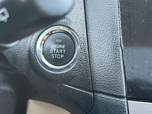 Used 2016 Subaru Outback 3.6R Limited image 28