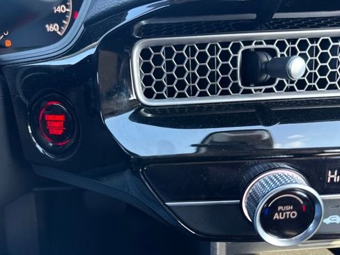 Certified 2025 Honda Civic LX image 27