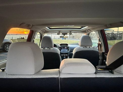 Used 2019 Subaru Forester Premium AWD/4WD image 10
