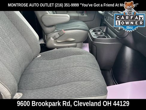 Used 2024 Chevrolet Express 2500 w/ Driver Convenience Package RWD image 28