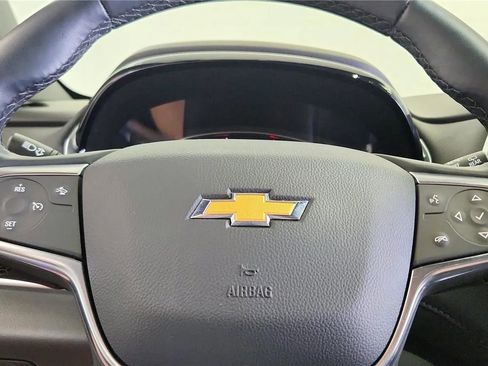 Used 2023 Chevrolet Traverse LT AWD/4WD image 26