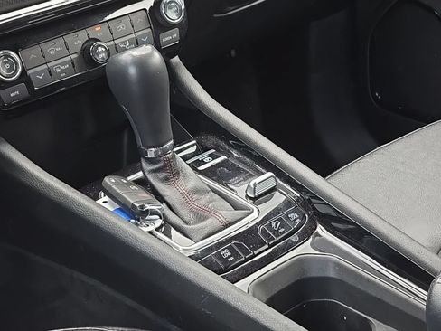 Used 2025 Jeep Compass Trailhawk AWD/4WD image 11