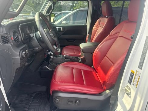 Used 2024 Jeep Wrangler Unlimited Rubicon 392 AWD/4WD image 22