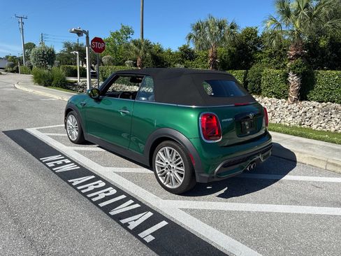 Used 2024 MINI Cooper S FWD image 3