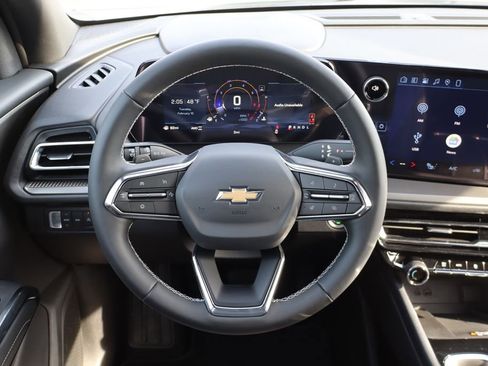 New 2026 Chevrolet Traverse LT w/ Driver Confidence Package image 17