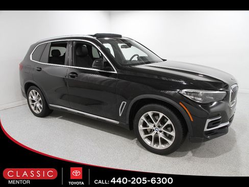 Used 2022 BMW X5 xDrive40i AWD/4WD image 1