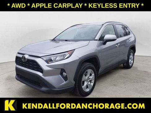 Used 2019 Toyota RAV4 XLE AWD/4WD image 1