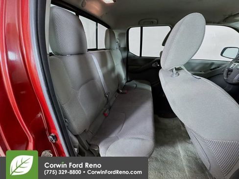 Used 2016 Nissan Frontier SV image 23