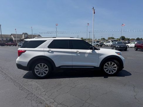 Used 2022 Ford Explorer Limited RWD image 4