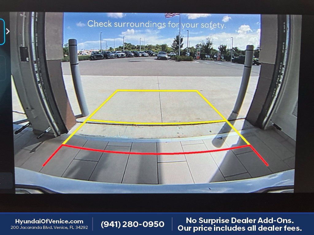 Used 2025 Hyundai Tucson SE FWD image 4