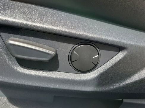 Used 2025 Ford Mustang Premium image 20