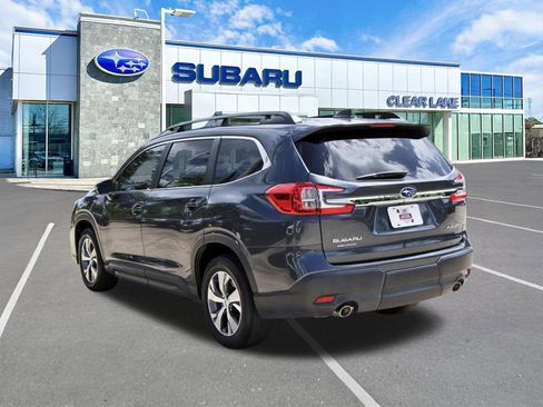 Used 2023 Subaru Ascent Premium AWD/4WD image 4