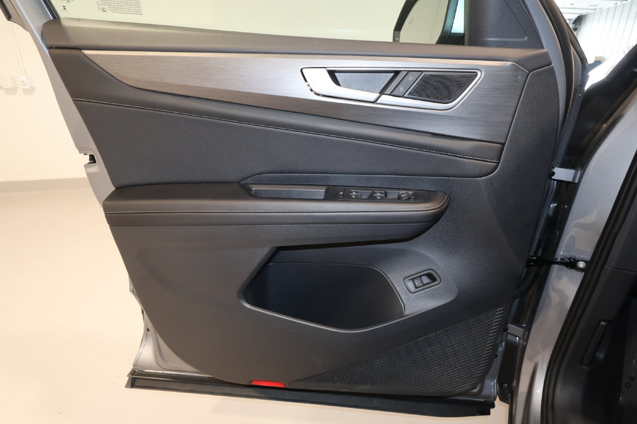 Used 2026 Volkswagen Atlas Cross Sport SE FWD image 20