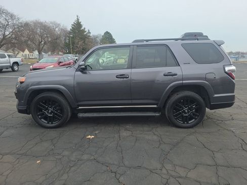 Used 2021 Toyota 4Runner Nightshade image 8