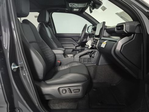 New 2026 Toyota 4Runner 4WD image 34