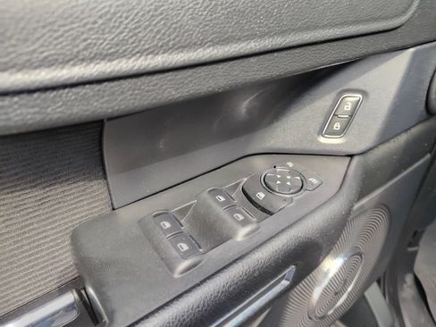 Used 2019 Ford Expedition XLT image 8