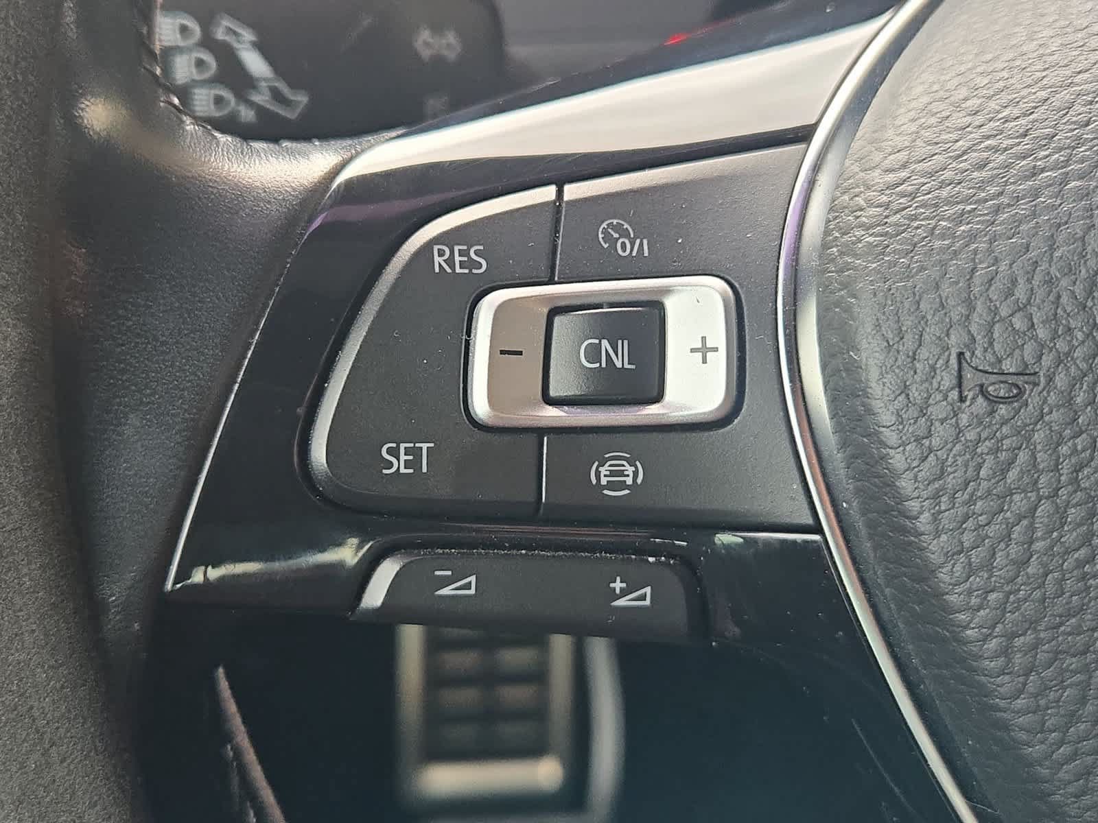 Used 2020 Volkswagen Arteon SE FWD image 22