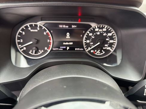 Used 2021 Nissan Rogue S FWD image 29