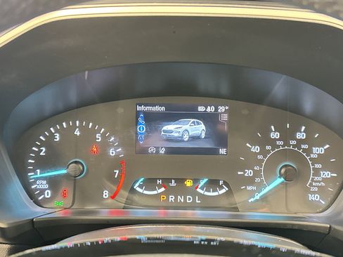 Certified 2022 Ford Escape SE w/ Cold Weather Package image 34