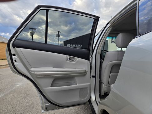 Used 2006 Lexus RX 400h 2WD image 6